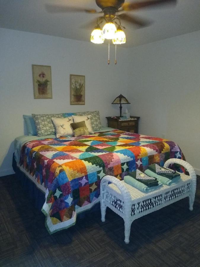 Pearl Island B & B Brodhead Екстериор снимка