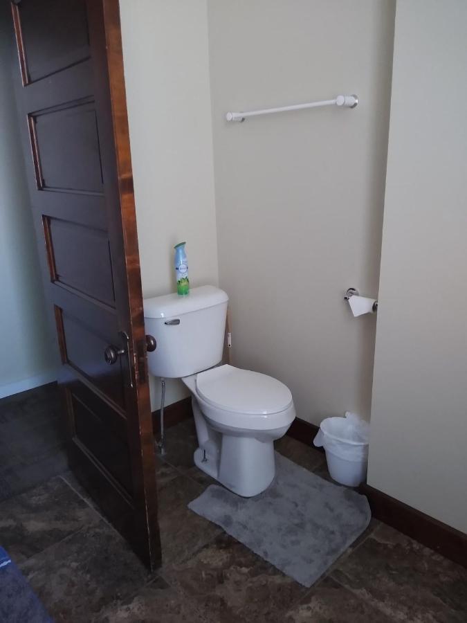 Pearl Island B & B Brodhead Екстериор снимка